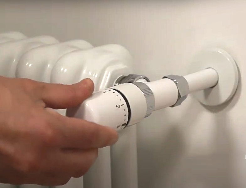 HOW TO MOUNT A THERMOSTATIC HEAD 