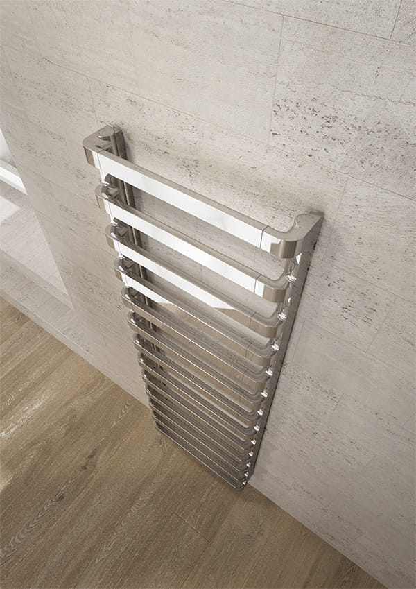 Step B, 13 elements, Hight 1720 mm, Lenght 600 mm, Chrome-plated, (detail)